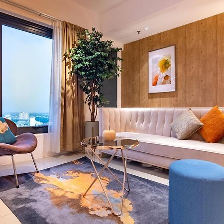 ❈ Tropicana 218 By Alv Suites ❈ George Town Eksteriør bilde